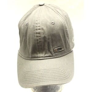 Oakley Era 39 Thirty Classic Flex Fit Hat Cap Grey with Silver S/M Flex